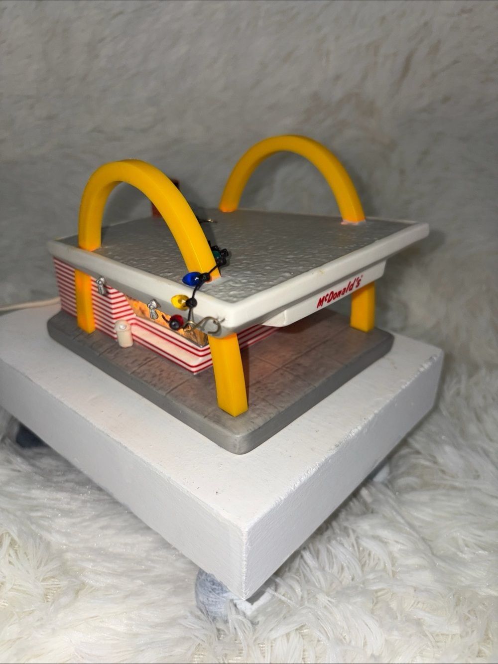 Vintage 1996 “McDonald’s Classic” McMemories Ceramic Sculpture No.16913 (no box)